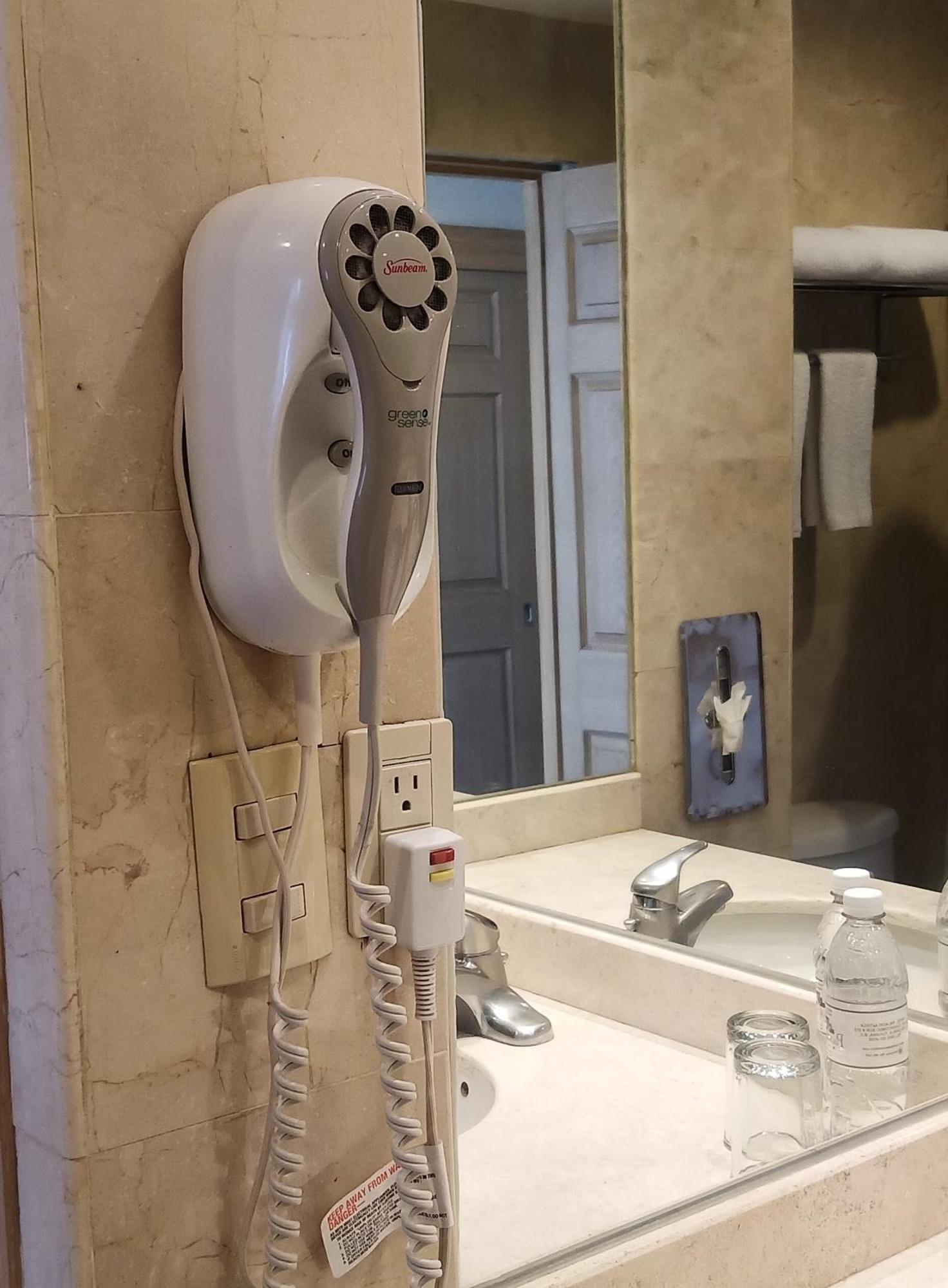 Hotel Palacio Azteca Tijuana Extérieur photo